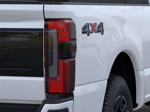 New 2026 Ford F250 Platinum image 22