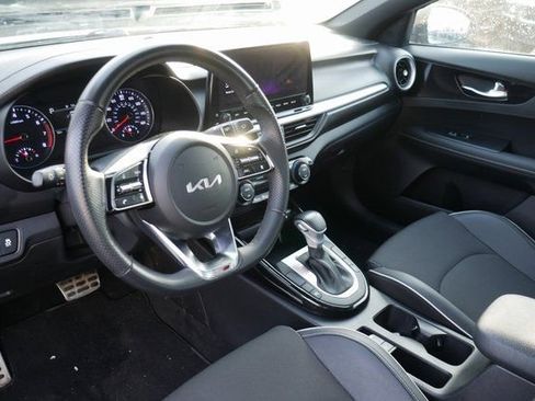 Used 2023 Kia Forte GT-Line w/ GT-Line Premium Package image 15