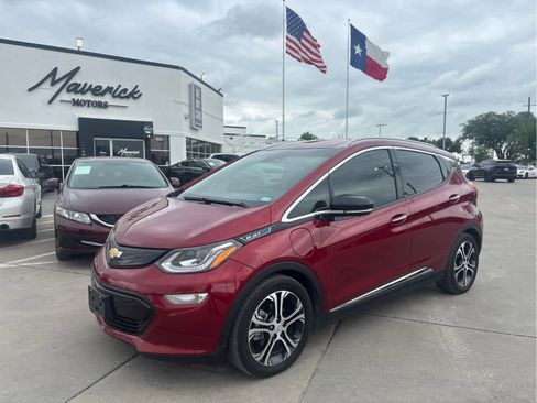 Used 2020 Chevrolet Bolt Premier w/ Infotainment Package image 1