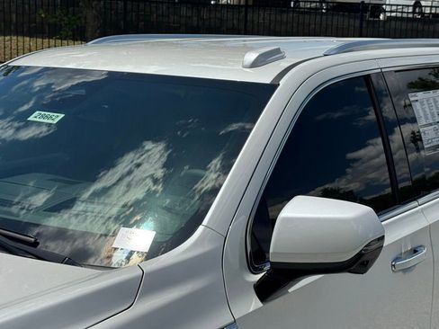 New 2025 GMC Yukon Denali w/ LPO, Floor Liner Package image 5