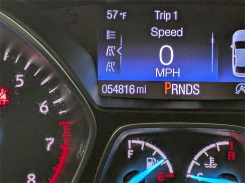 Used 2018 Ford Escape SE w/ SE Sport Appearance Package image 22