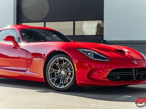 Used 2013 SRT Viper SRT-10 w/ Track Pkg RWD image 37
