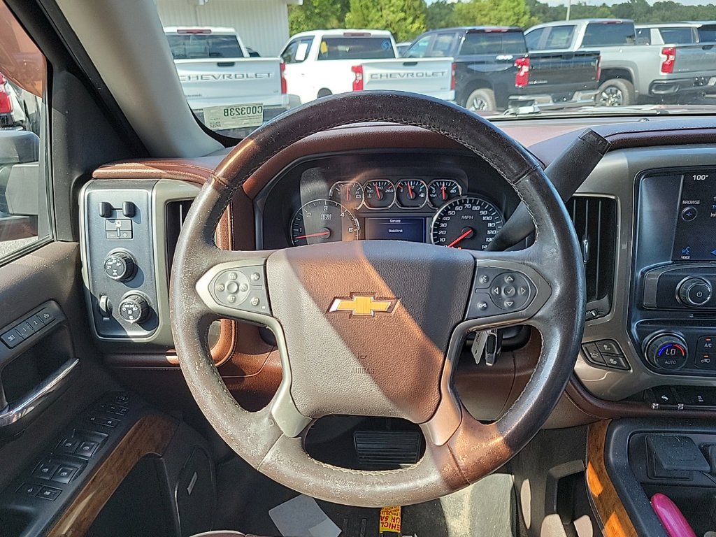 Used 2014 Chevrolet Silverado 1500 High Country w/ High Country Premium Package AWD/4WD image 17