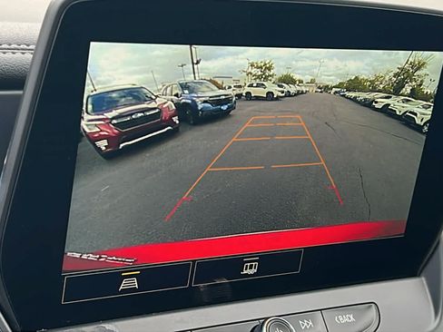 Used 2024 Chevrolet Blazer LT AWD/4WD image 16
