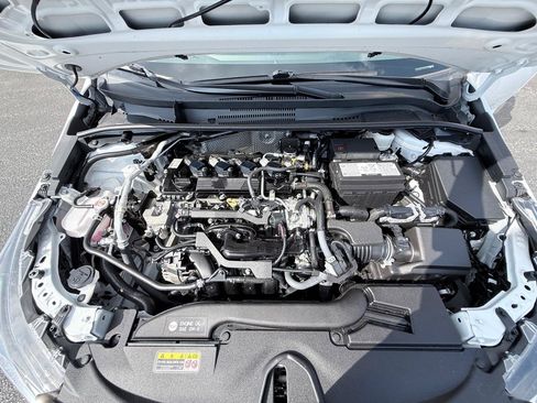 Used 2024 Toyota Corolla LE FWD image 18