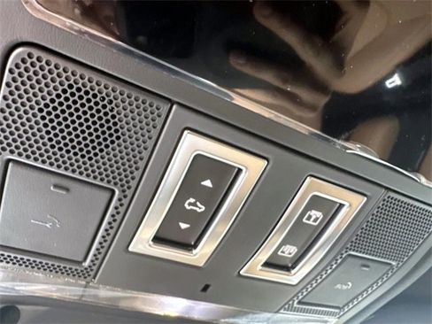 New 2026 Land Rover Defender 110 S image 23