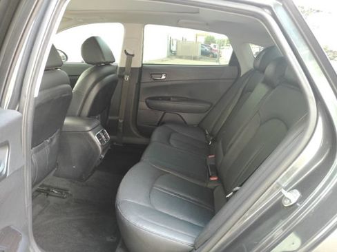 Used 2020 Kia Optima Premium FWD image 21