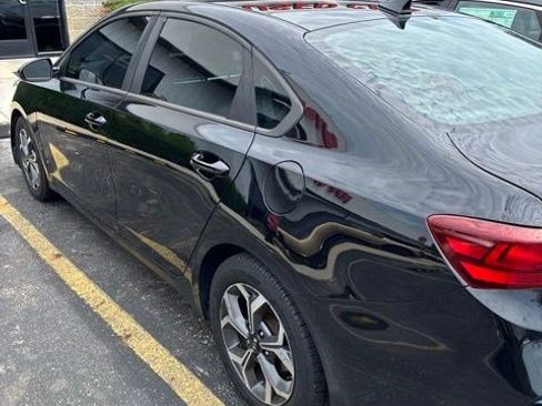 Used 2019 Kia Forte LXS FWD image 15