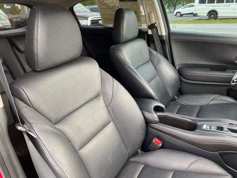 Used 2017 Honda HR-V EX-L image 9