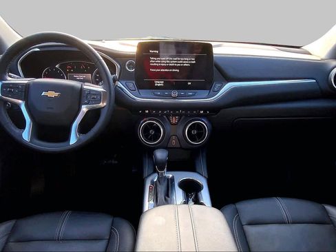 Used 2024 Chevrolet Blazer LT FWD image 14