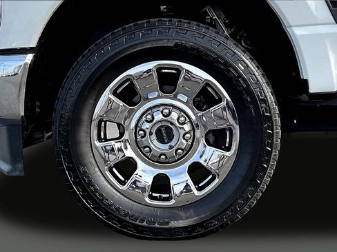 Used 2025 Ford F250 Lariat w/ Lariat Ultimate Package image 35