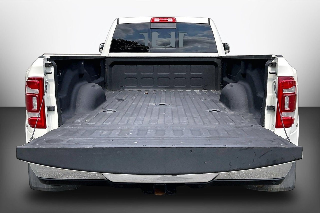 Certified 2022 RAM 3500 Laramie AWD/4WD image 27