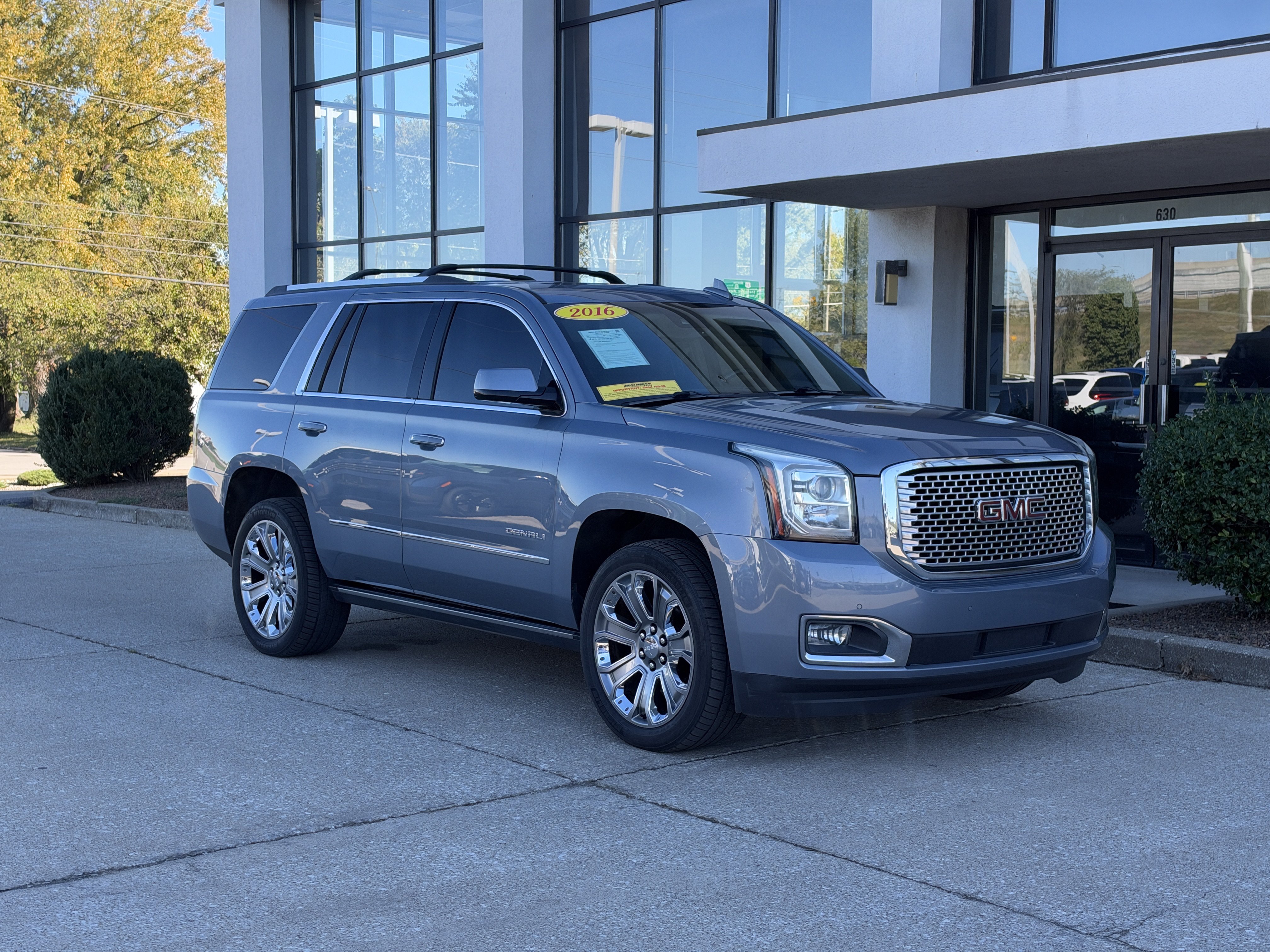 Used 2016 GMC Yukon Denali w/ Open Road Package AWD/4WD image 2