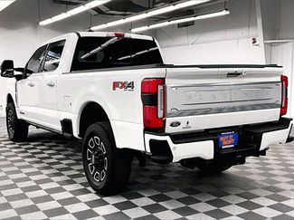 Used 2024 Ford F250 Platinum video 2