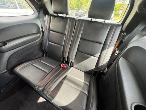 Used 2018 Dodge Durango R/T w/ Blacktop Package RWD image 14