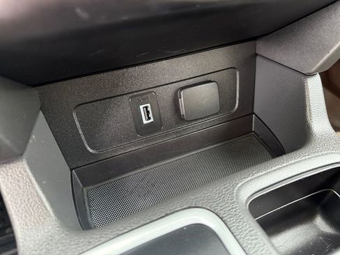 Used 2017 Ford Escape SE image 21