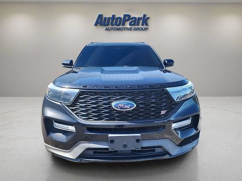 Used 2020 Ford Explorer ST w/ Premium Technology Package AWD/4WD image 2