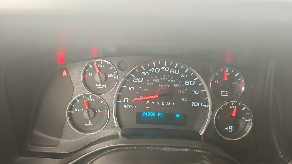 Used 2025 Chevrolet Express 3500 LT w/ LT Preferred Equipment Group RWD image 16