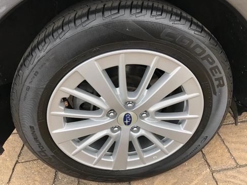 Used 2018 Subaru Impreza 2.0i Premium w/ Eyesight & BSD & Rcta AWD/4WD image 9