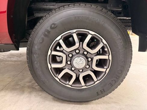 Used 2022 RAM 2500 Limited AWD/4WD image 15