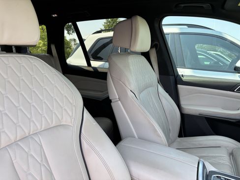 Used 2020 BMW X5 xDrive40i w/ Premium Package AWD/4WD image 35