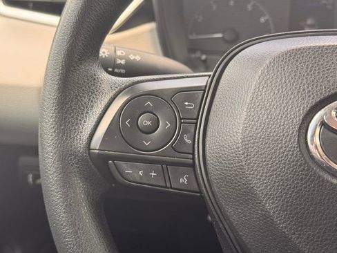 Used 2023 Toyota Corolla LE image 13