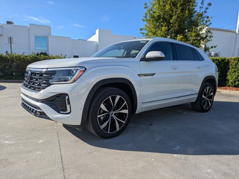 New 2026 Volkswagen Atlas Cross Sport SEL Premium R-Line AWD/4WD image 6