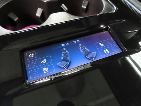 Used 2024 Lincoln Navigator L Reserve w/ Equipment Group 201A image 11