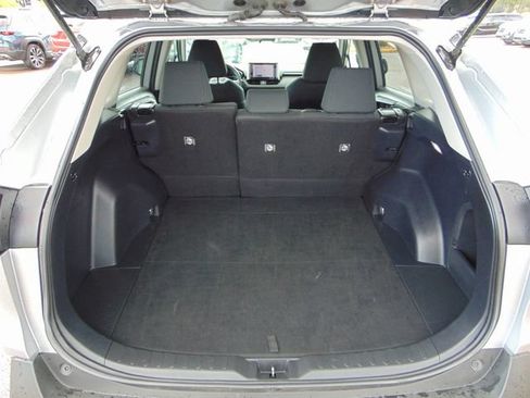 Used 2025 Toyota RAV4 LE AWD/4WD image 24