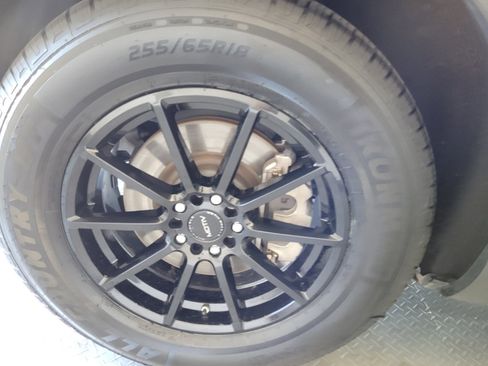 Used 2022 Ford Explorer Limited AWD/4WD image 32