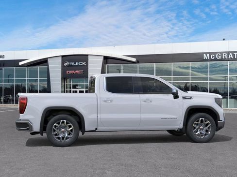 New 2026 GMC Sierra 1500 SLE w/ Preferred Package image 5