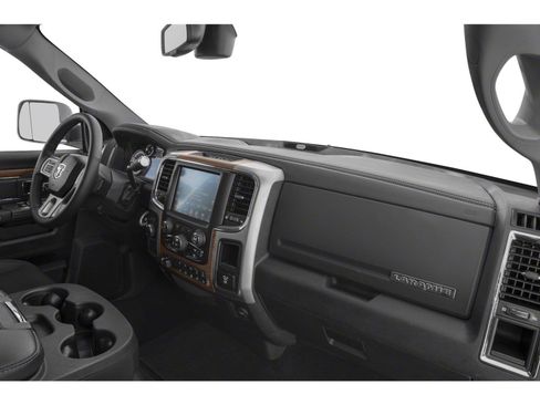 Used 2018 RAM 2500 Laramie w/ Sport Appearance Group AWD/4WD image 10