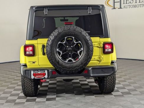 Used 2023 Jeep Wrangler Unlimited Rubicon w/ Cold Weather Group AWD/4WD image 6