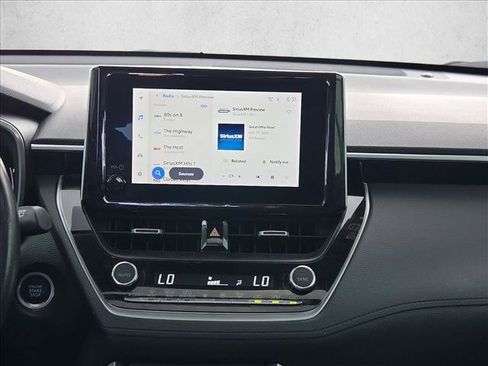 Used 2023 Toyota Corolla Cross XLE w/ Convenience Package FWD image 13
