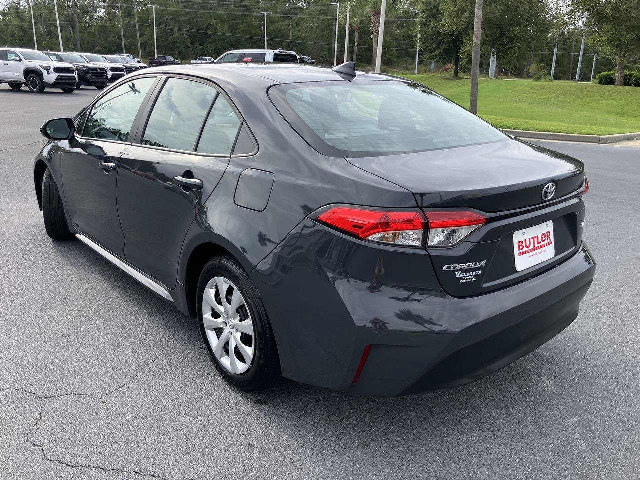 Certified 2025 Toyota Corolla LE w/ Convenience Package FWD image 3