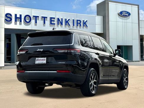 Used 2024 Jeep Grand Cherokee L Limited w/ Luxury Tech Group II image 8