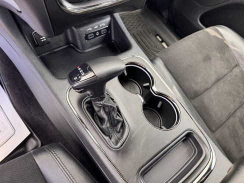 Used 2018 Dodge Durango GT AWD/4WD image 22