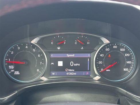 Used 2023 Chevrolet Equinox RS FWD image 11