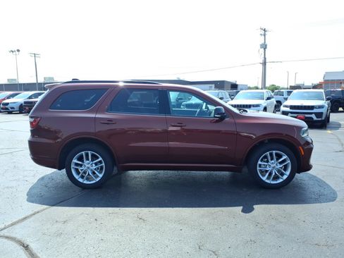 Used 2024 Dodge Durango GT AWD/4WD image 2