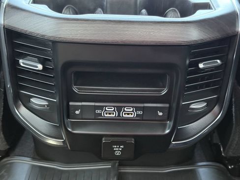 Used 2025 RAM 3500 Laramie AWD/4WD image 30