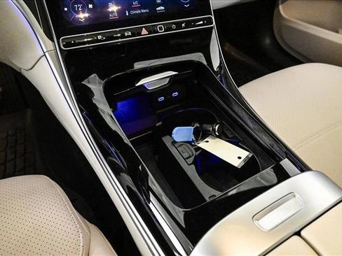 Certified 2023 Mercedes-Benz C 300 4MATIC Sedan image 13