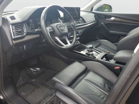 Used 2023 Audi Q5 e Premium w/ Convenience Package AWD/4WD image 20