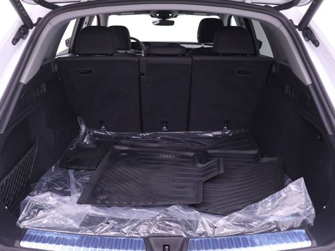 Certified 2025 Audi Q5 Premium w/ Convenience Package AWD/4WD image 19