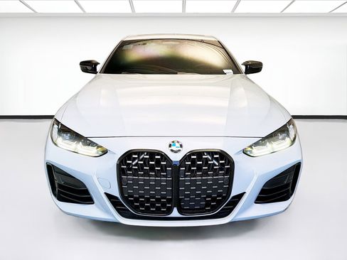 Used 2024 BMW M440i Coupe RWD image 2