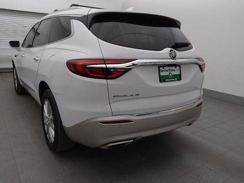 Used 2020 Buick Enclave Essence w/ Sound and Sites Package FWD image 5
