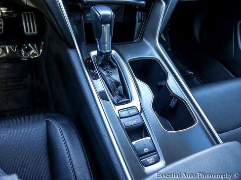 Used 2022 Honda Accord Sport image 18