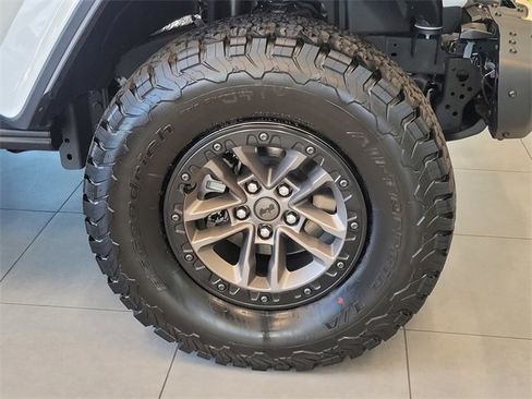 New 2025 Jeep Wrangler Unlimited Rubicon 392 image 9