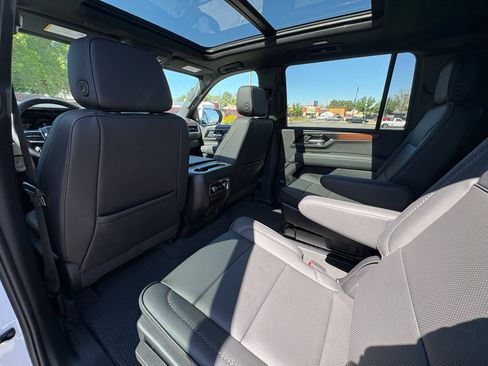 Used 2026 GMC Yukon XL Denali w/ Sun & Power Step Package AWD/4WD image 23