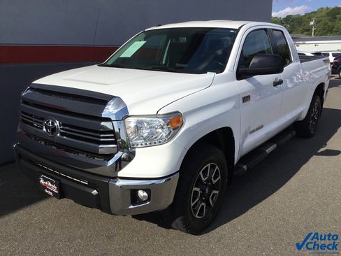 Used 2016 Toyota Tundra SR5 image 6