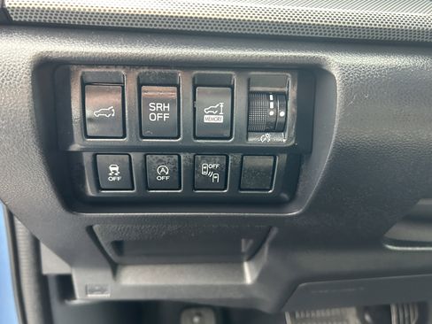 Used 2021 Subaru Forester Limited w/ Popular Package #3 image 6